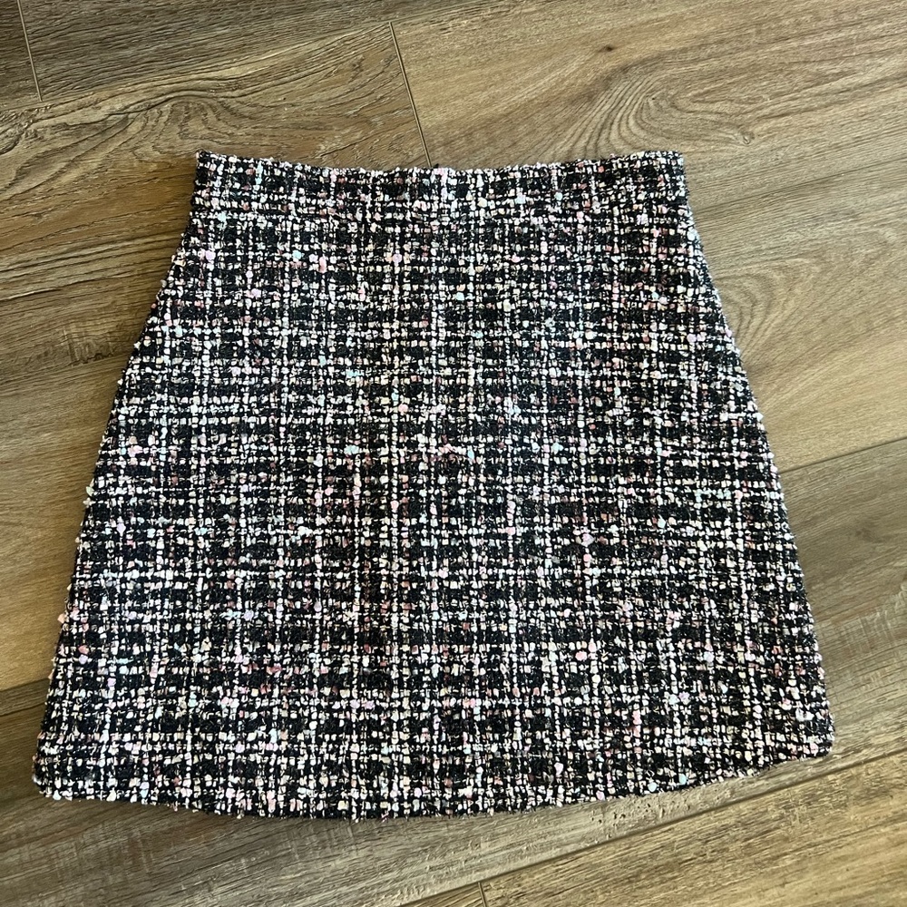 Tweed skirt